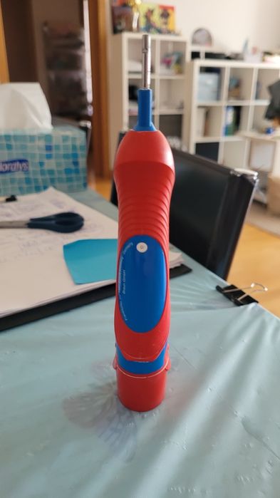 Periuța electrică dinți de copii , stare bună