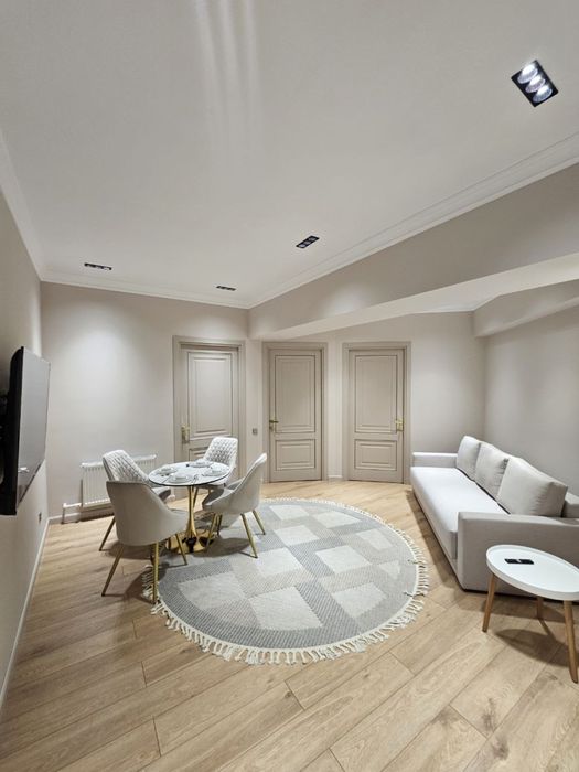 Аренда. Новая 3-х комнатная квартира, ЖК Silk Road, Буз базар, БИЙ.