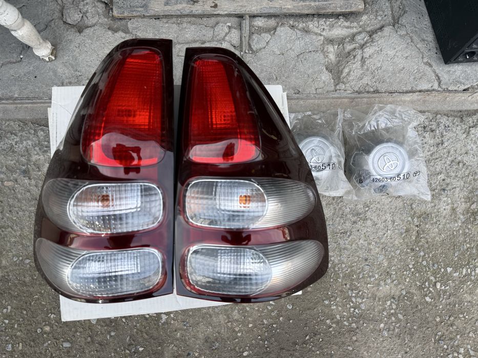 * Prado 120 задние фары - стопы в отличном состоянии не дорого!