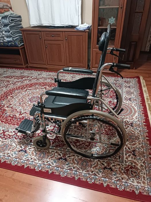 Кресло коляска инвалидное