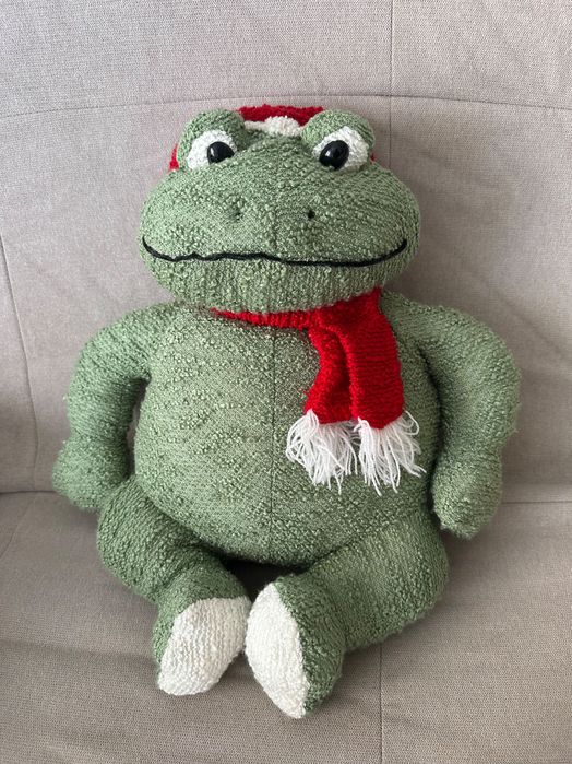 Jucărie de pluș. Broască