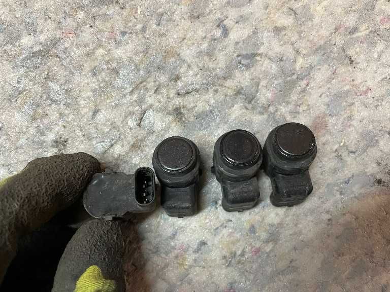 Senzori parcare spate BMW seria 7 F01 F02 2010