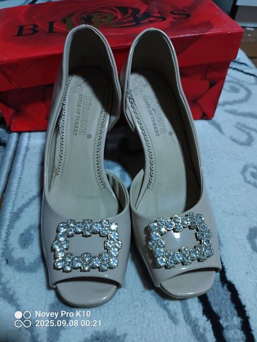 Tuflilar 35 36 37 turetiski orginal va mujiskoy barsofka ham bor yangi