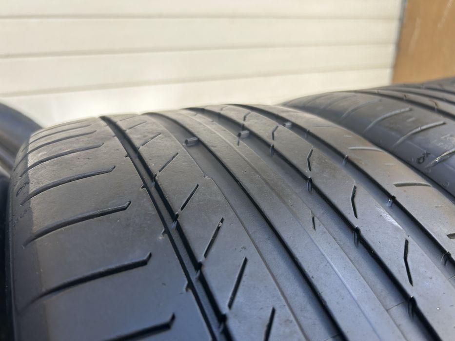 Set 4 anvelope vara Continental 225/45/R18 95W seal inside XL + bonus