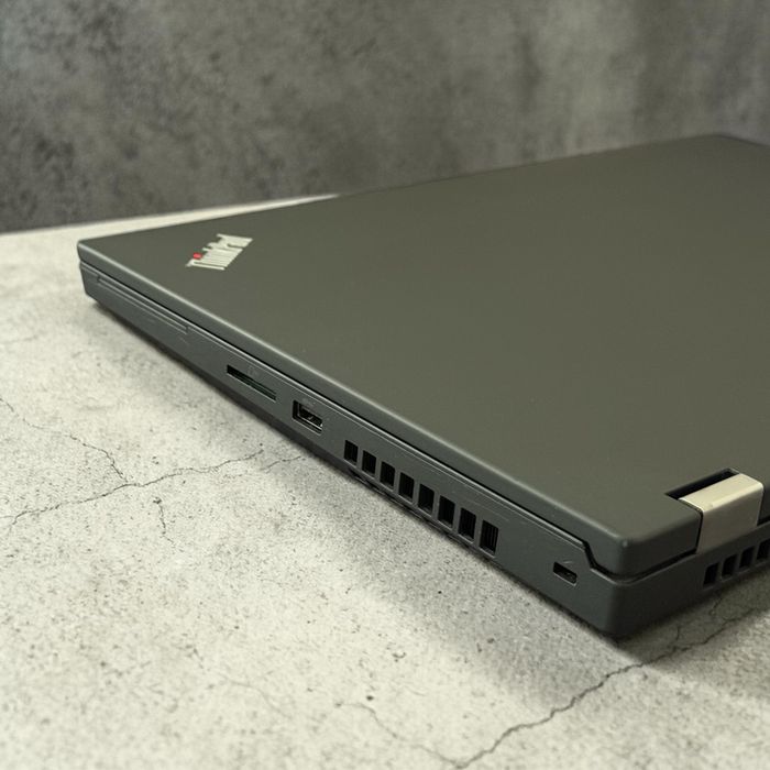 Топ Лаптоп 15.6’UHD 4K IPS Core i9-10885H RTX 2080 Super 8GB Lenovo Thinkpad T15g Gen1 32GB DDR4 512GB SSD