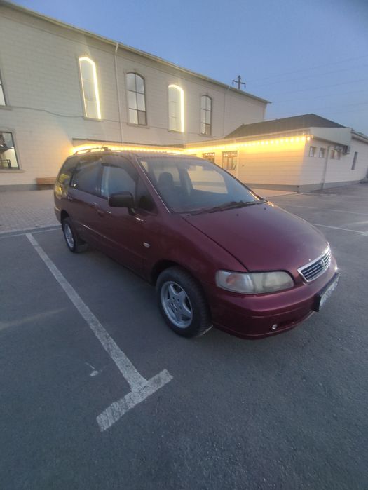 Хонда одессей 1поколение