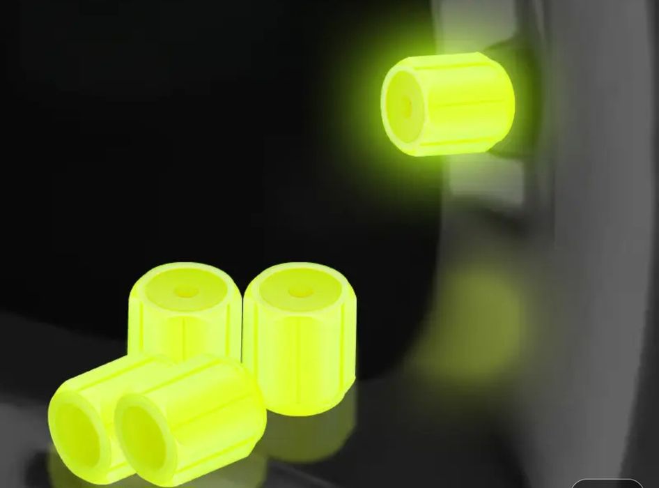 Светещи капачки за винтили 4бр в комплект