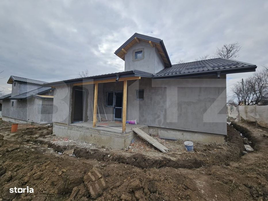Casa frumoasa cu 3 camere in Ciurbesti