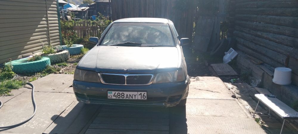 Продам nissan bluebird девяносто шестого года
