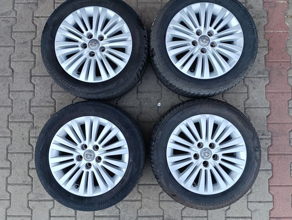 Jante originale Opel Astra H 16'' cu anvelope de vara