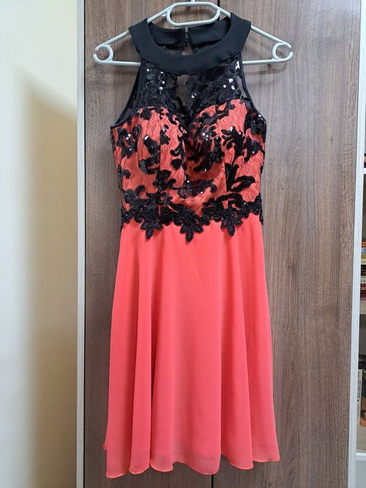 ..Дамска рокля..