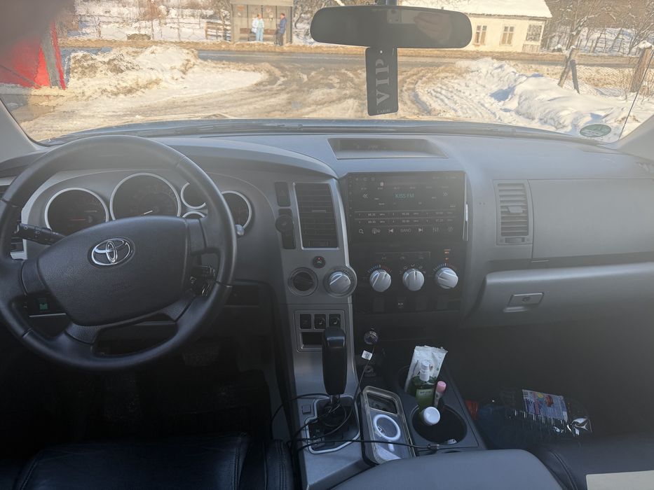 Toyota tundra de vanzare