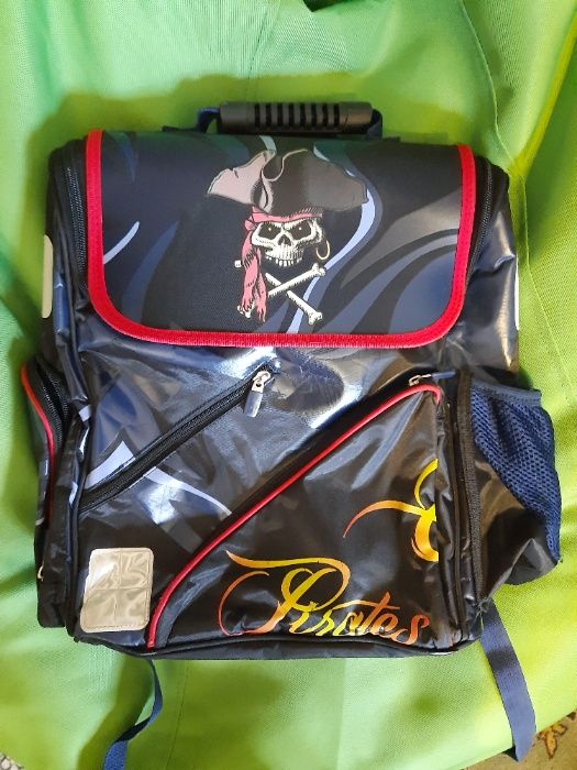 Ghiozdan pentru scoala sau drumetii - Pirates