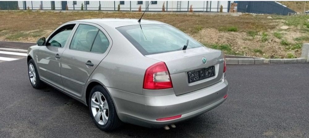 Dezmembrez Skoda Octavia 2 Facelift 1.6 CAY/CAYC