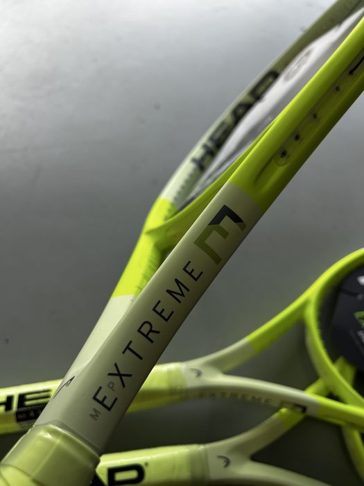 [NOU] Racheta Tenis Head Extreme MP 300g - Sigilata - L1 / L2 / L3