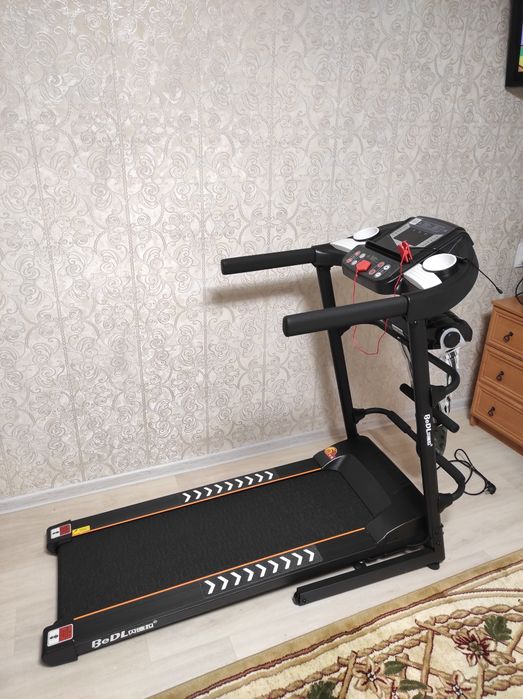 Беговая дорожка с массажором.