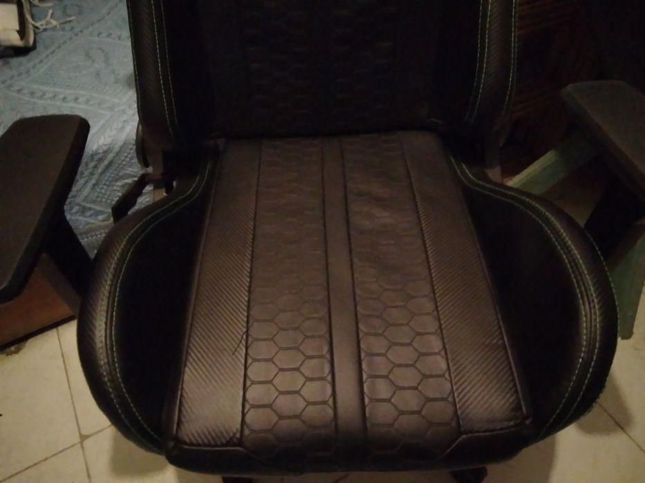 Офис геймърски стол