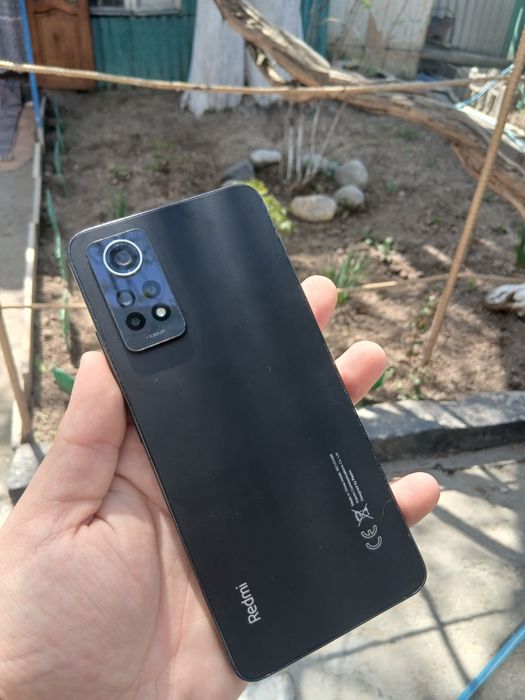 В продаже Redmi Note 12 Pro.