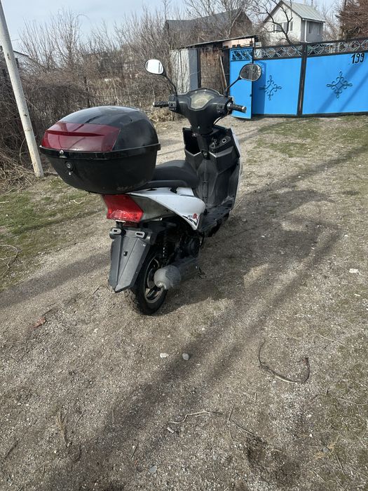 Продам скутер м10