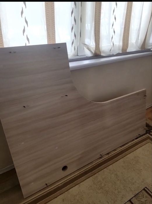 Стол компьютерный