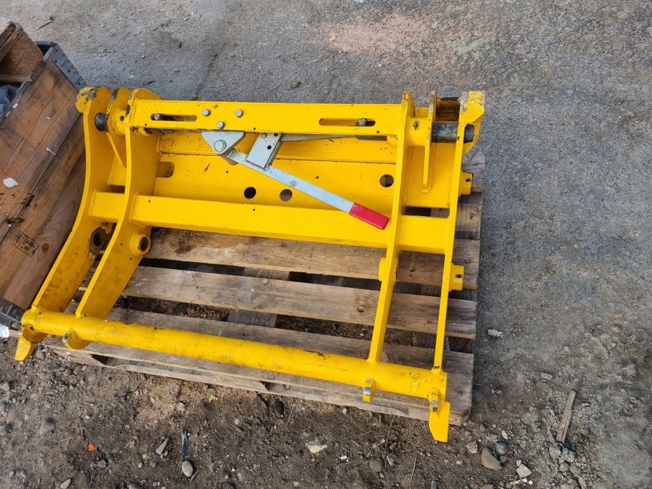 Prindere jcb 3cx sau 4cx