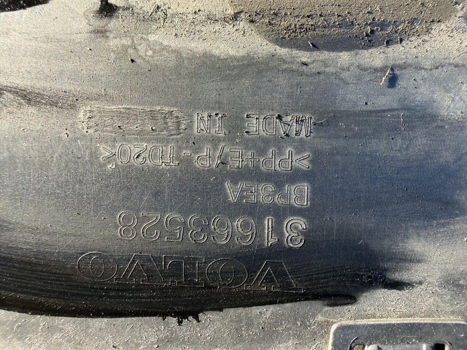 Броня/Решетка Volvo XC90