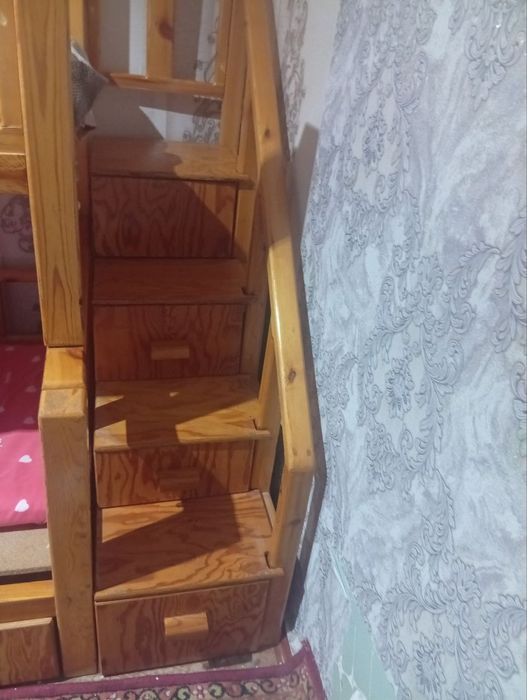 Продаётся двухъярусная кровать