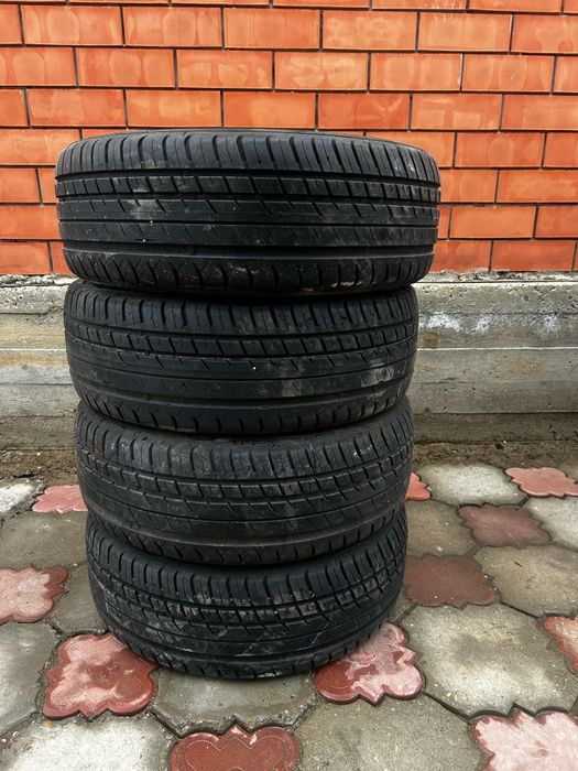 Продам шины б/у  R16