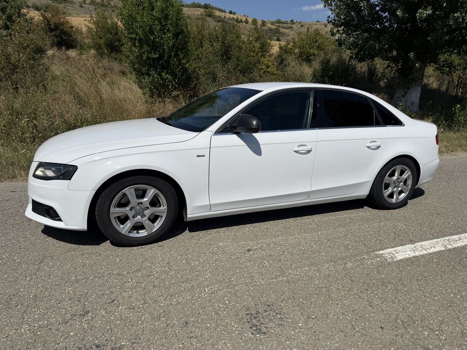 Vând Audi A4 B8