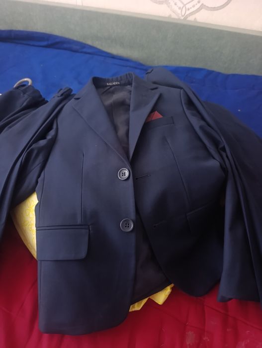 Продам школьную форму