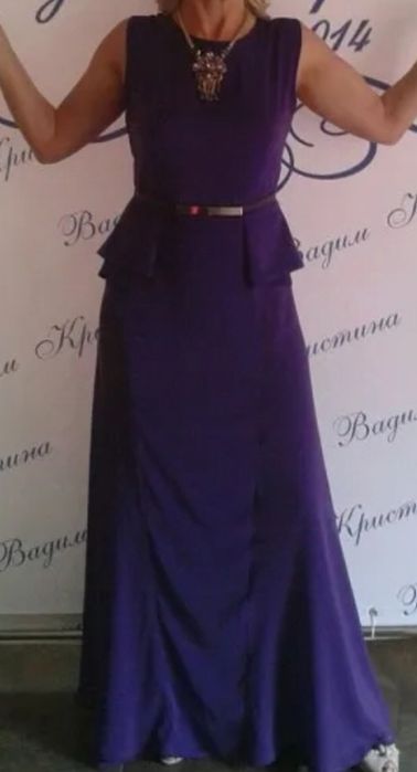 Нарядные платья продаются