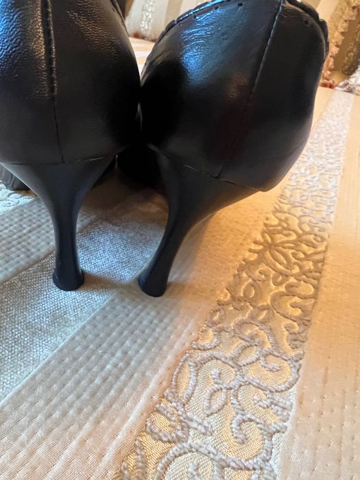 Pantofi decupati marime 38