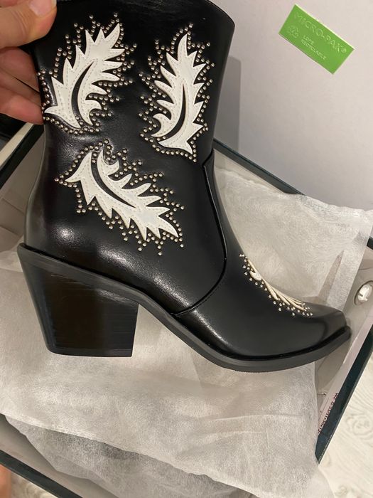 Черни дамски ботуши