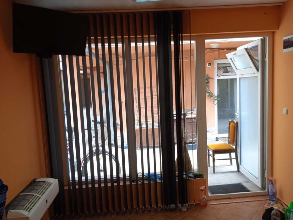 Дава се под наем Едностаен апартамент в Варна, Цветен квартал - 20 кв.м за 229.5 € - Снимка #2