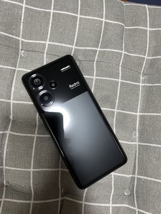 Продаю Xiaomi Redmi Note 13 Pro Plus 512gb