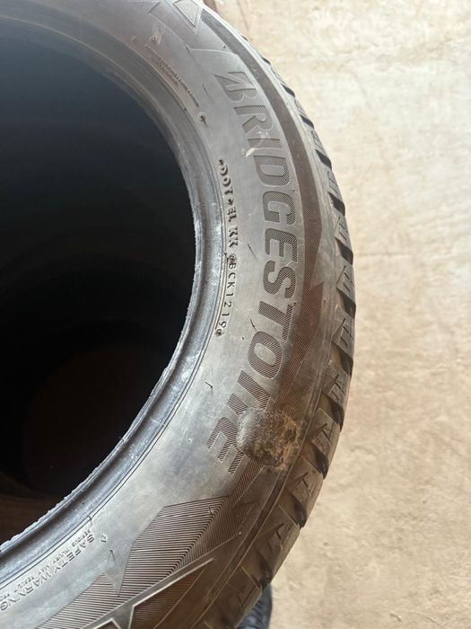 Продам шины 2 комплекта  #20 с димками