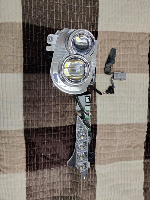 Фара камри 55 оригинал