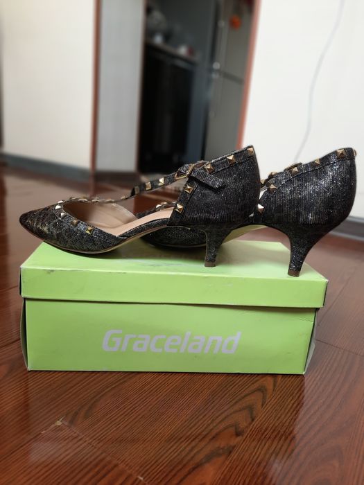 Туфли Graceland (Германия), стиль Valentino