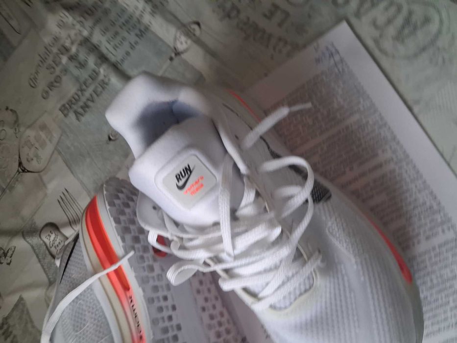 Маратонки Nike Vomero