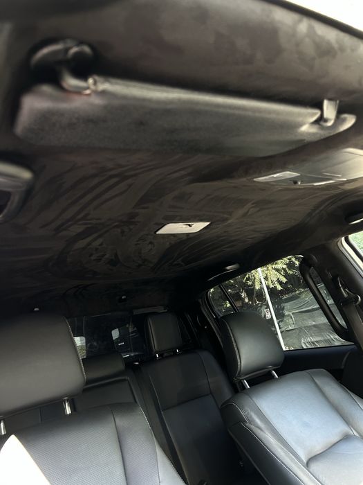 Retapițare plafon auto București Sector 4 | Alcantara, textil, steluțe & ambientale