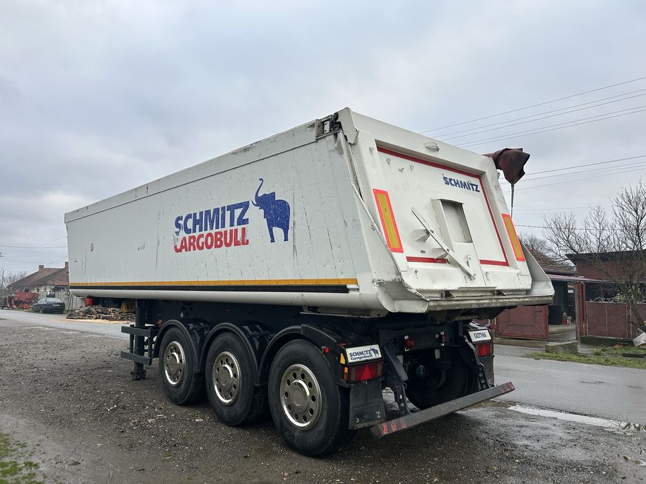 Semiremorca Schmitz Basculabila 33mc Axa Lift 2005 Recent Adus