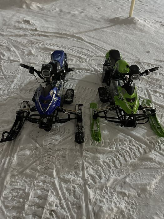 Аттракцион атракцион, снегоход