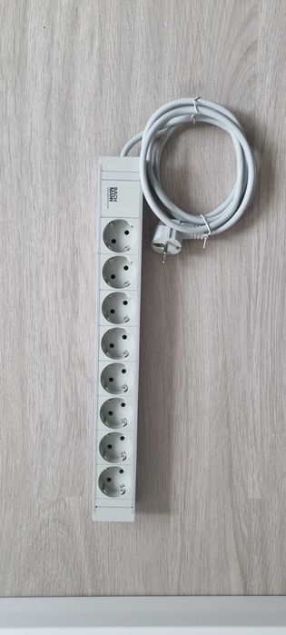 Prelungitor Bachmann cu 8 prize schuko