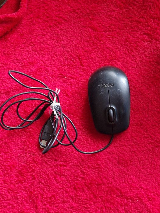Mouse Dell cu fir