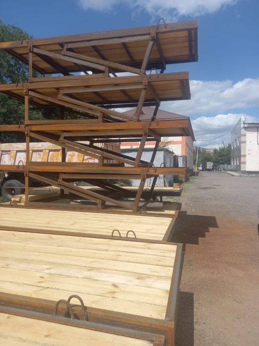 Кладочный стол новый.