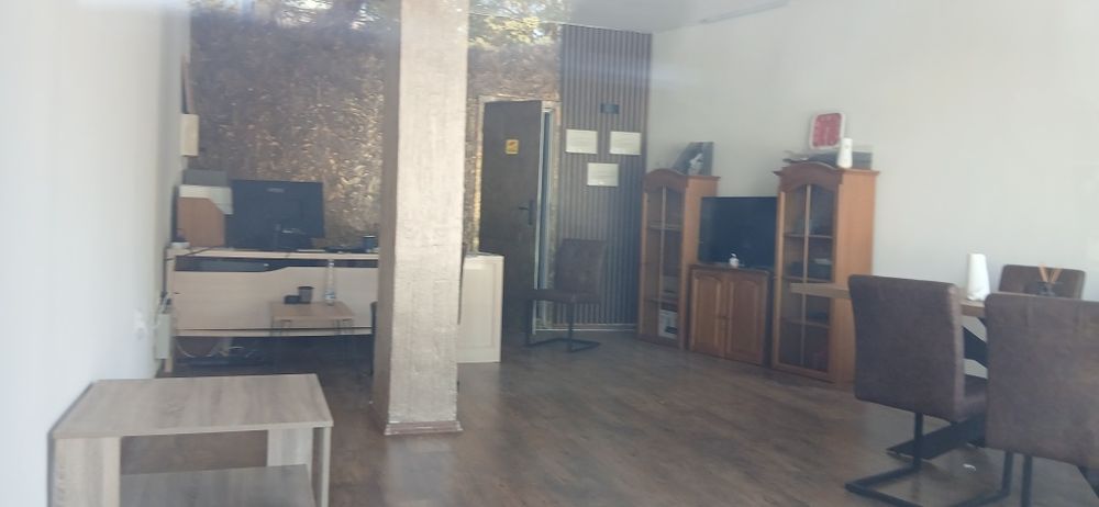 Магазин/Офис под наем на булевард