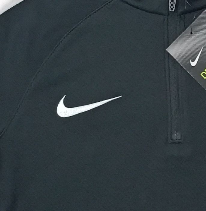 Nike DRI-FIT оригинално горнище ръст 137-147см Найк спорт горно