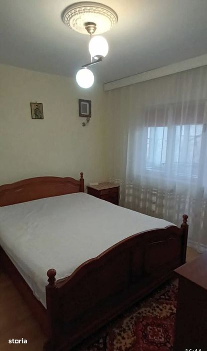 Apartament Faleza Nord, 3 camere decomandat, 2 bai, bucatarie separata