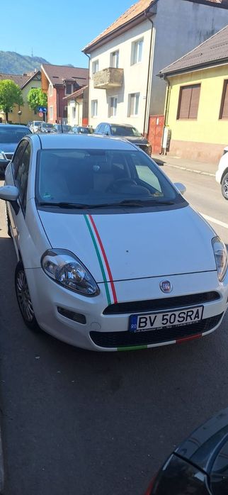 Fiat Punto Vând Fiat Punto 2014