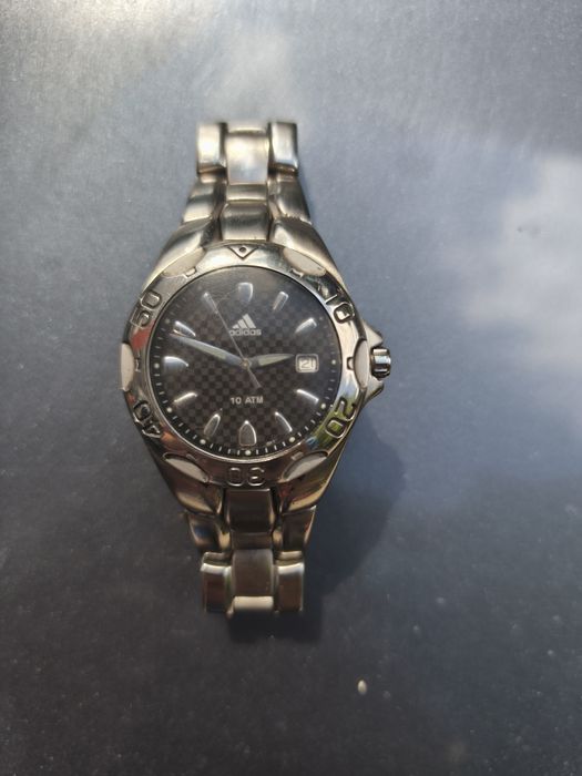adidas кварцов аналогов часовник, черен циферблат, среб